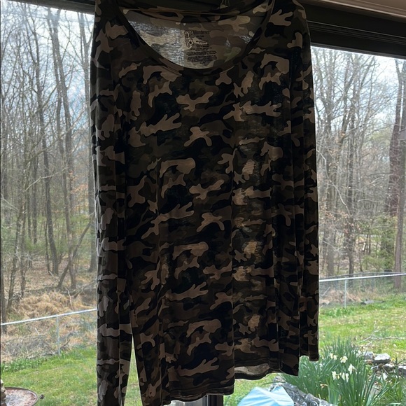 Camouflage Long Sleeve Top - Picture 1 of 1